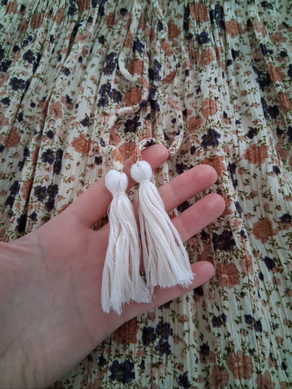 Dex/ Micro Floral Maxi Dress/ Elastic Waist/ Button Front Bodice/ Size US S - Picture 8 of 14